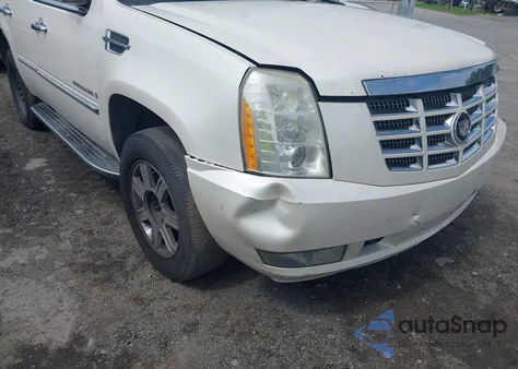 2007 Cadillac Escalade Standard from USA, damaged, VIN 1GYFK63857R369977